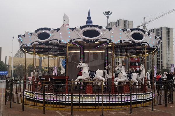 compact carousel platform capacity